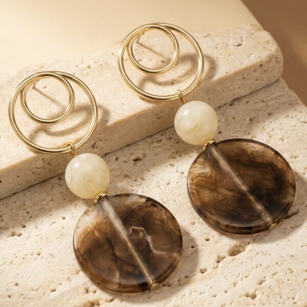 Aretes en Rodio y Resina Café con Beige ZARC03-121.C