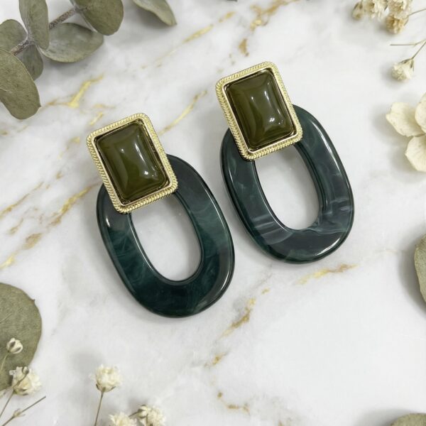 Aretes en Rodio y Resina Verde con Dorado ZARC03-122.V
