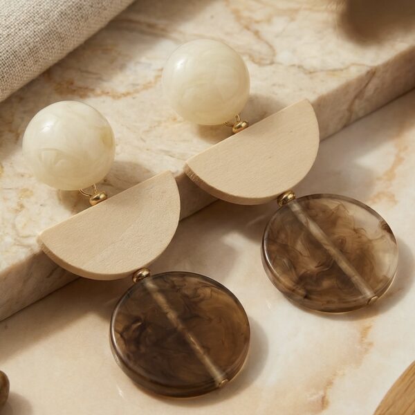 Aretes en Rodio y Resina Café con Beige ZARC03-123.C