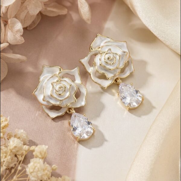 Aretes en Rodio Blanco Perlado con Dorado ZARC03-132