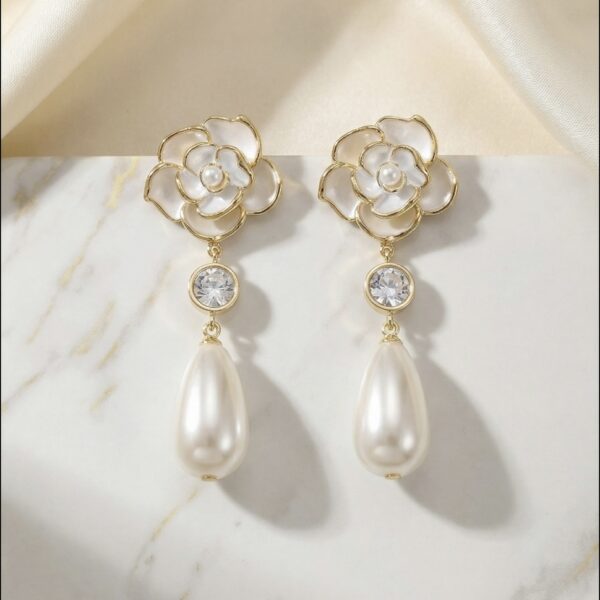 Aretes en Rodio Blanco Perlado con Dorado ZARC03-133