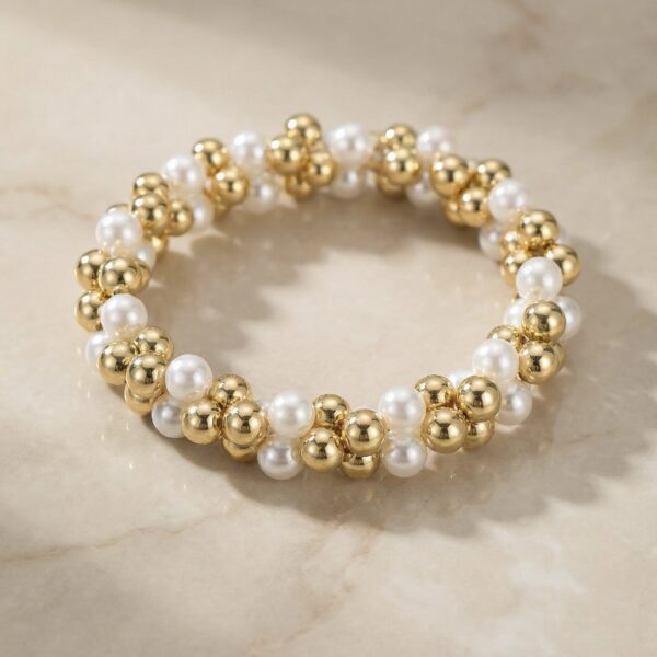 Pulsera Dorada con Blanco en Rodio ZPUC01-12