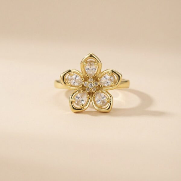 Anillo dorado Vera