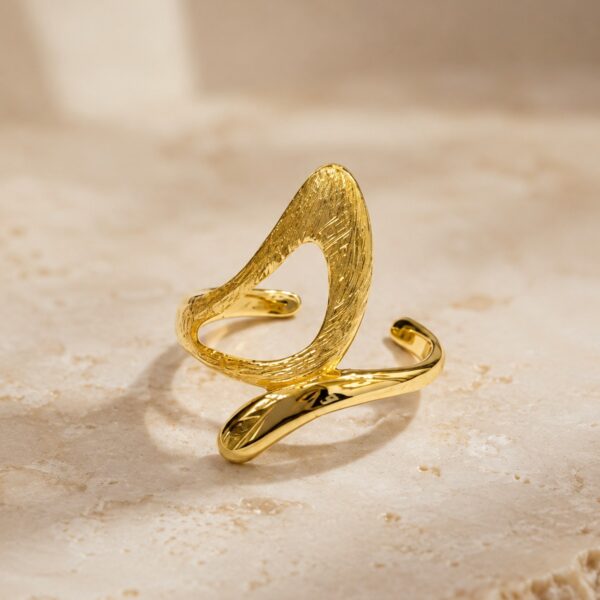 Anillo dorado Fiore