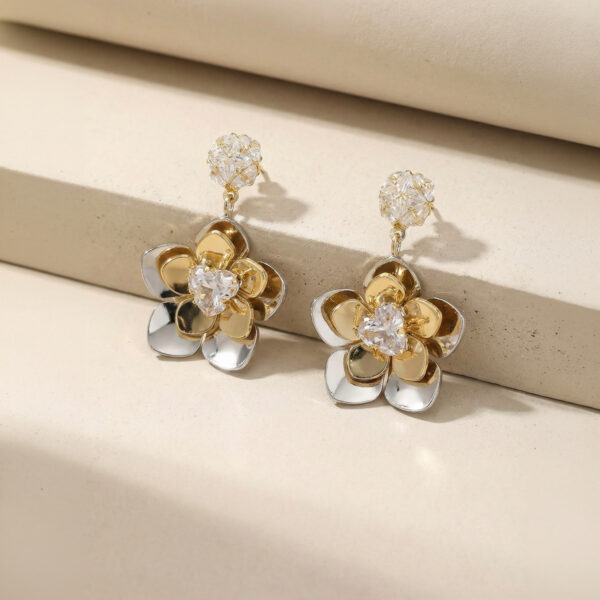 Aretes Dorados con Plateado Venecia