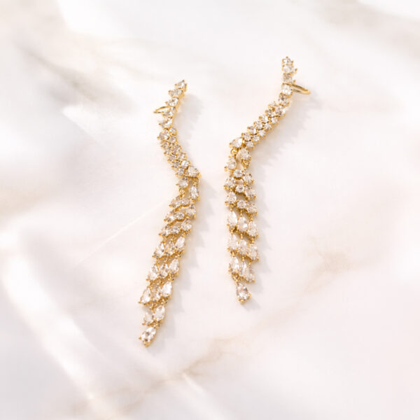Aretes dorados Clara de ZYRAL