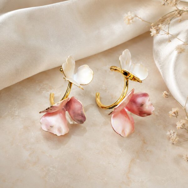 Aretes dorados Esencia