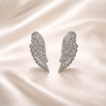 Aretes Plateados Alas Kiara de ZYRAL