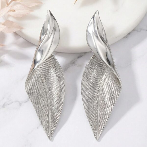 Aretes dorados Aina