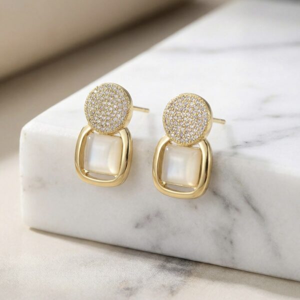 Aretes dorados Thalía