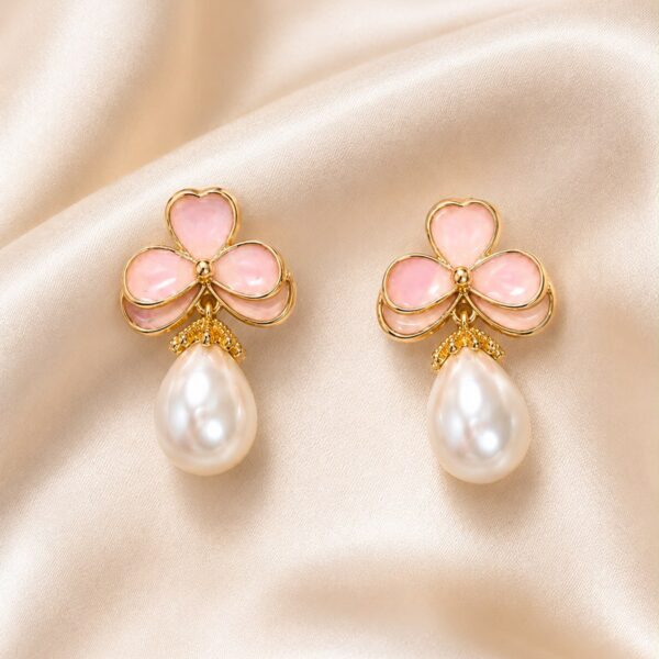 Aretes Lyra