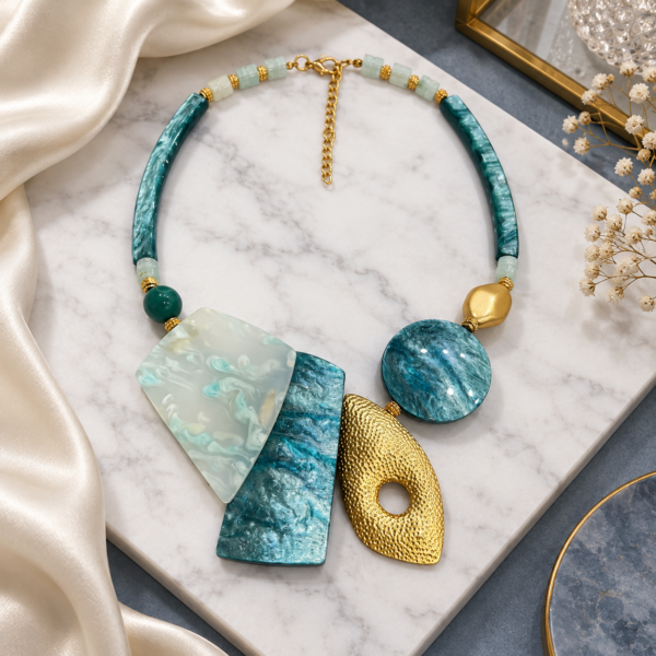 Collar Mara