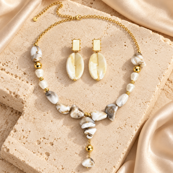 Set Serena Beige de ZYRAL en color dorado y marfil