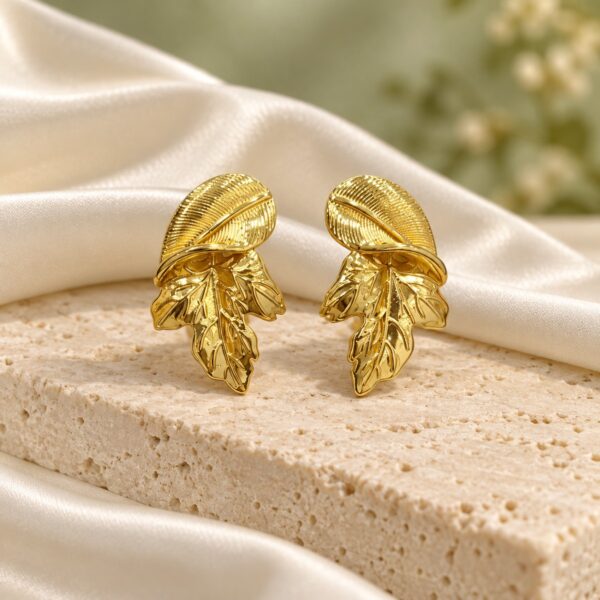Aretes dorados Hoja Bruma