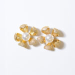 Aretes Dorados Flor Topacio de ZYRAL