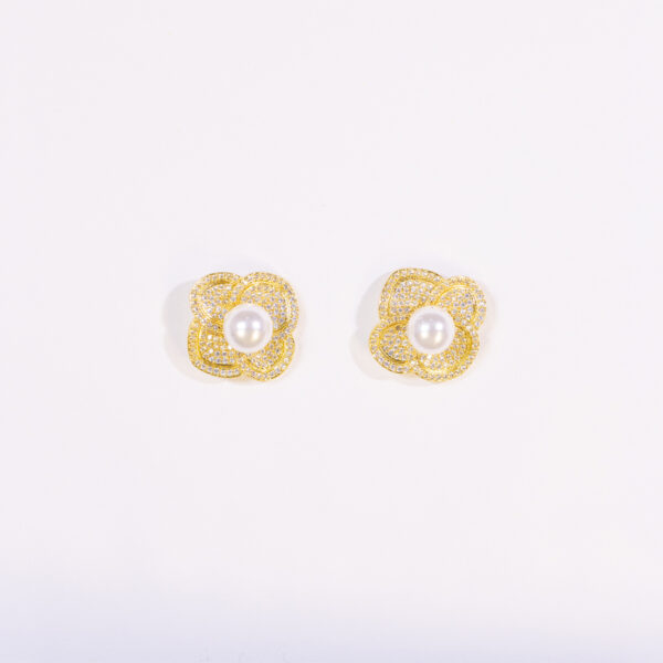 Aretes dorados Satén de ZYRAL