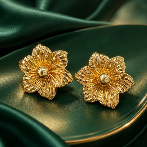 Aretes dorados Flor Siena
