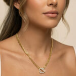 Collar dorado Aurelia - modelo