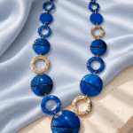 Collar Cielo Azul - ambientada