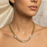 Collar dorado Celeste - modelo