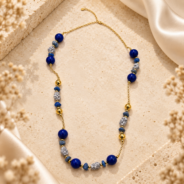 Collar multicolor Aveline - ambientada