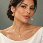 Set dorado Emilia de ZYRAL en modelo
